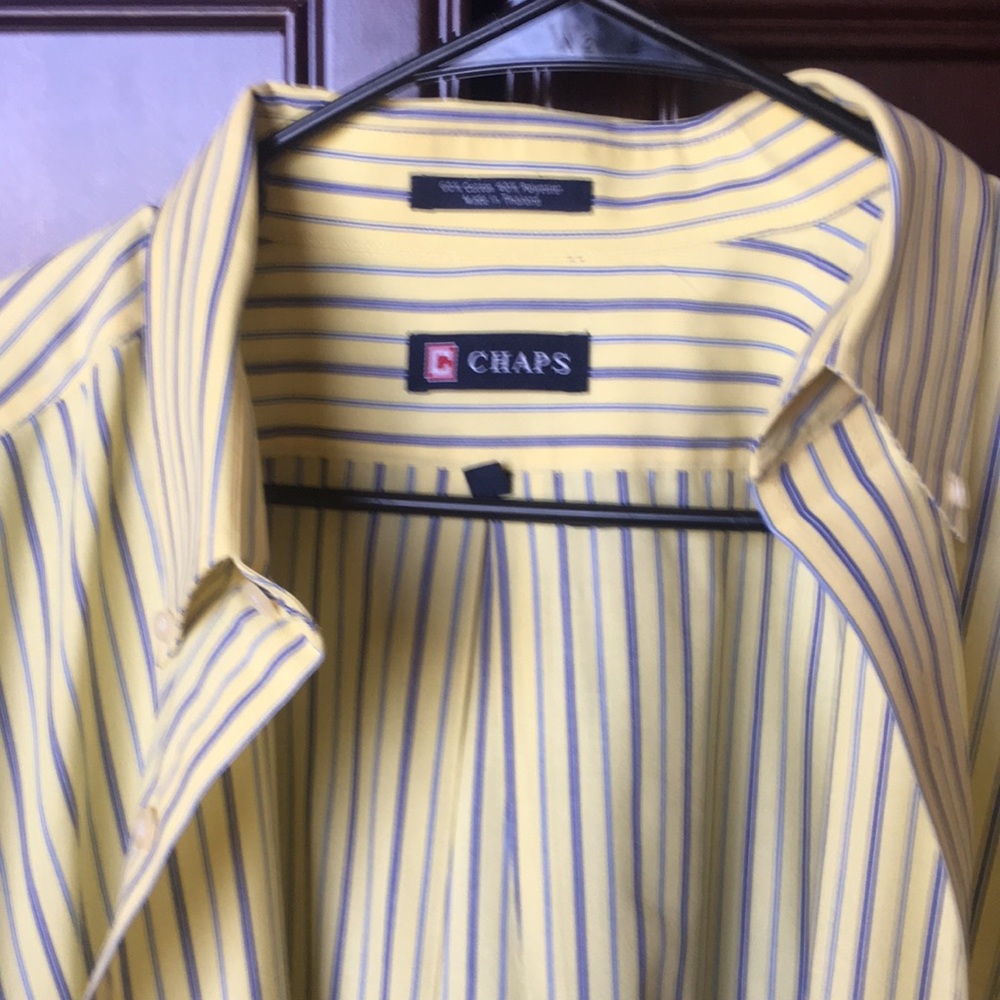 Chaps button down men’s yellow stripe shirt